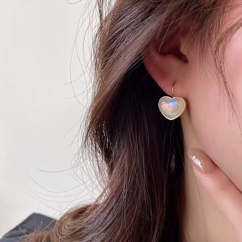 Cute Heart Shaped Pearl Hypoallergenic Earrings