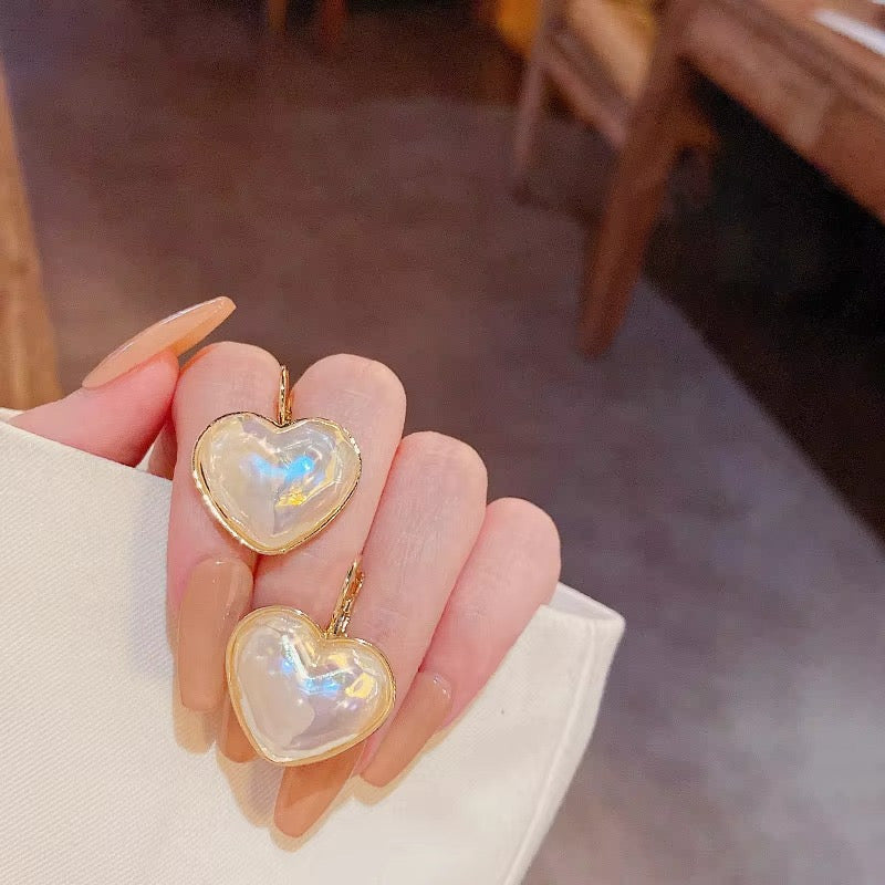 Cute Heart Shaped Pearl Hypoallergenic Earrings